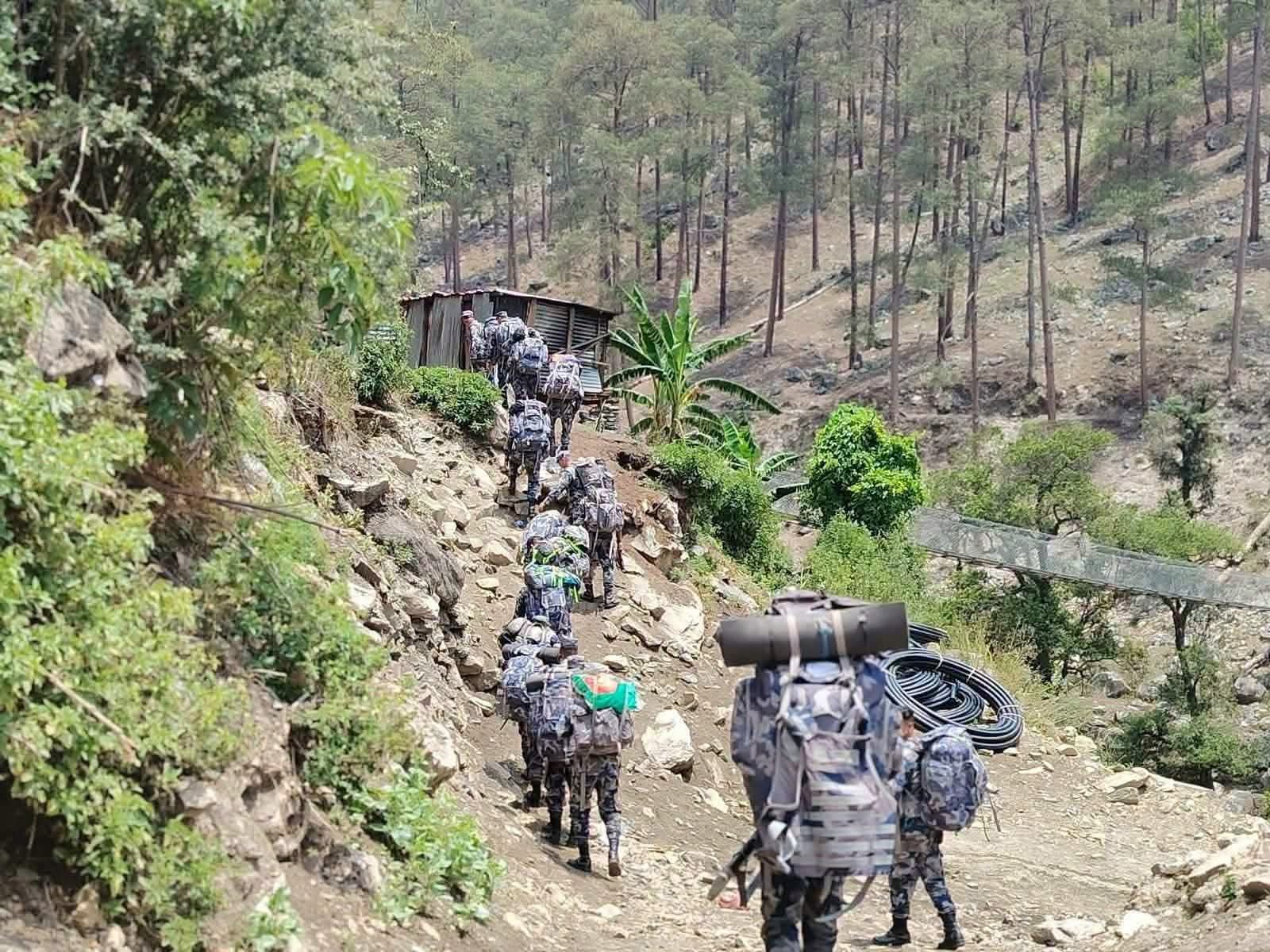 सशस्त्र प्रहरीको टोली लाम्पाटा पुग्यो, सो क्षेत्रमा अस्थायी बेश क्याम्प राख्ने तयारी